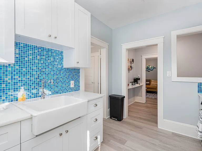 104 S Peninsula Ave #5 — Photo 9