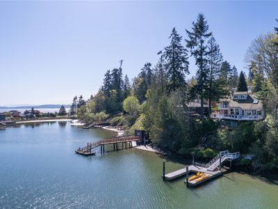 10258 NE Lafayette Avenue, Bainbridge Island, WA, 98110