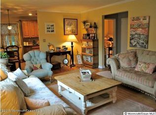 283 Spring St APT 3-RED, Red Bank, NJ 07701