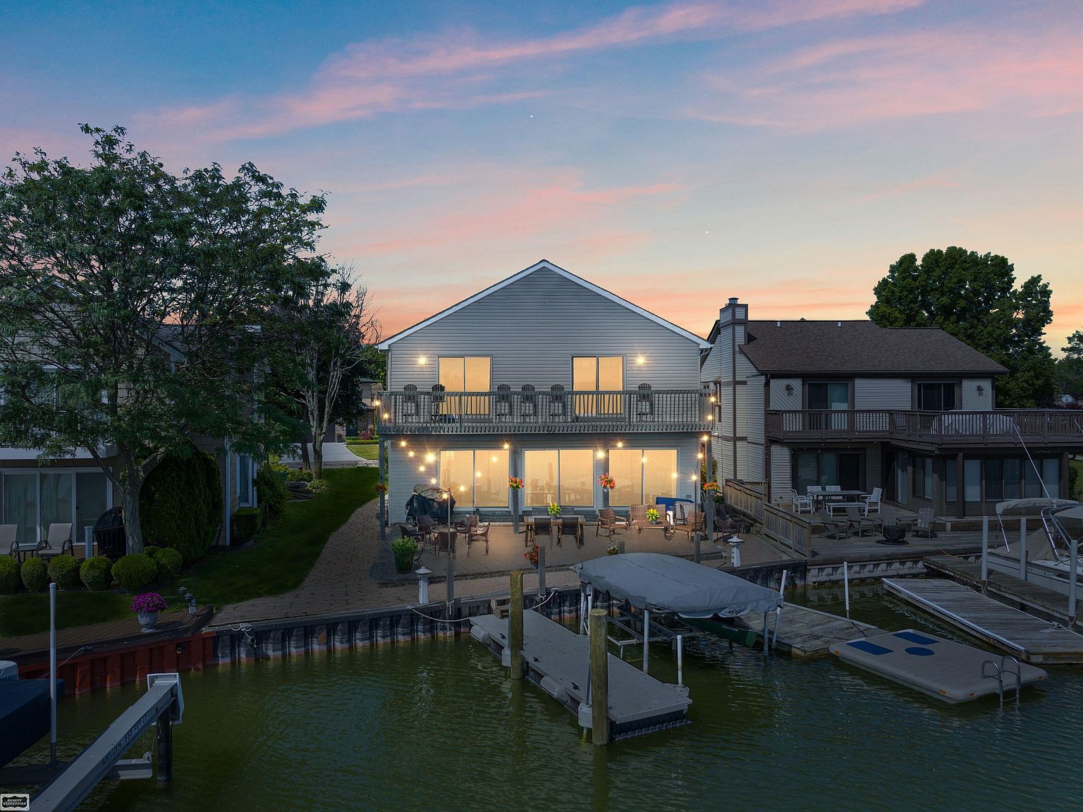 37946 Circle Dr, Harrison Township, MI 48045 Zillow