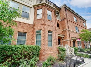 12 W Russell St, Columbus, OH 43215