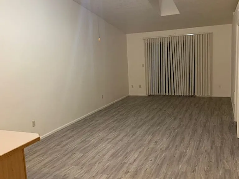 705 Benjamin Ave — Photo 5
