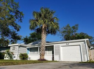 1015 Penman Rd, Jacksonville Beach, FL 32250