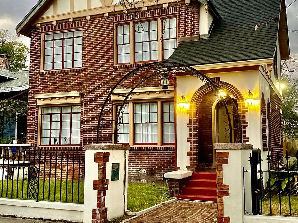 Beautfiul historical home completely renovated.