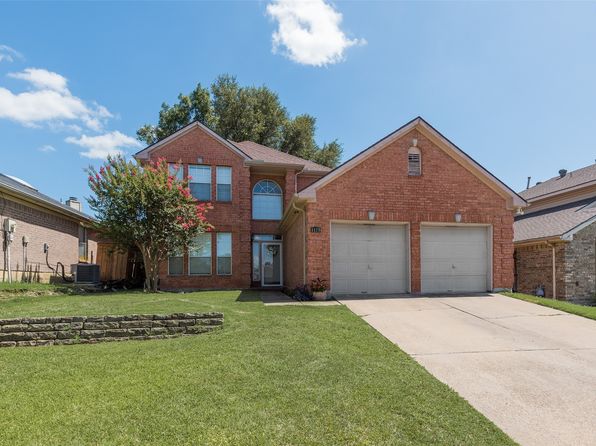 Home for Sale in Grand Prairie TX