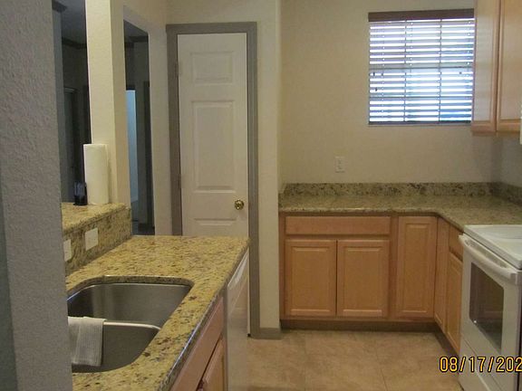 4th image of 1696 SW Paloma Ct