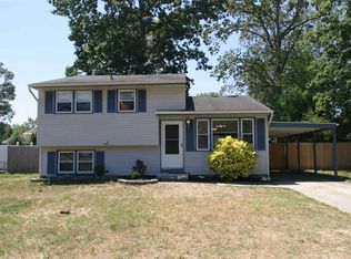 202 Apple Blossom Dr, Cape May, NJ 08204