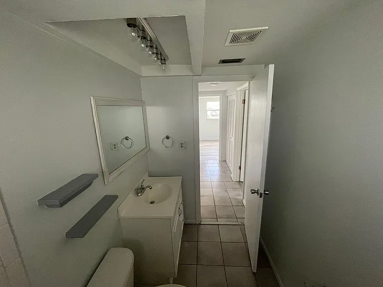 7552 Cumber Dr — Photo 24