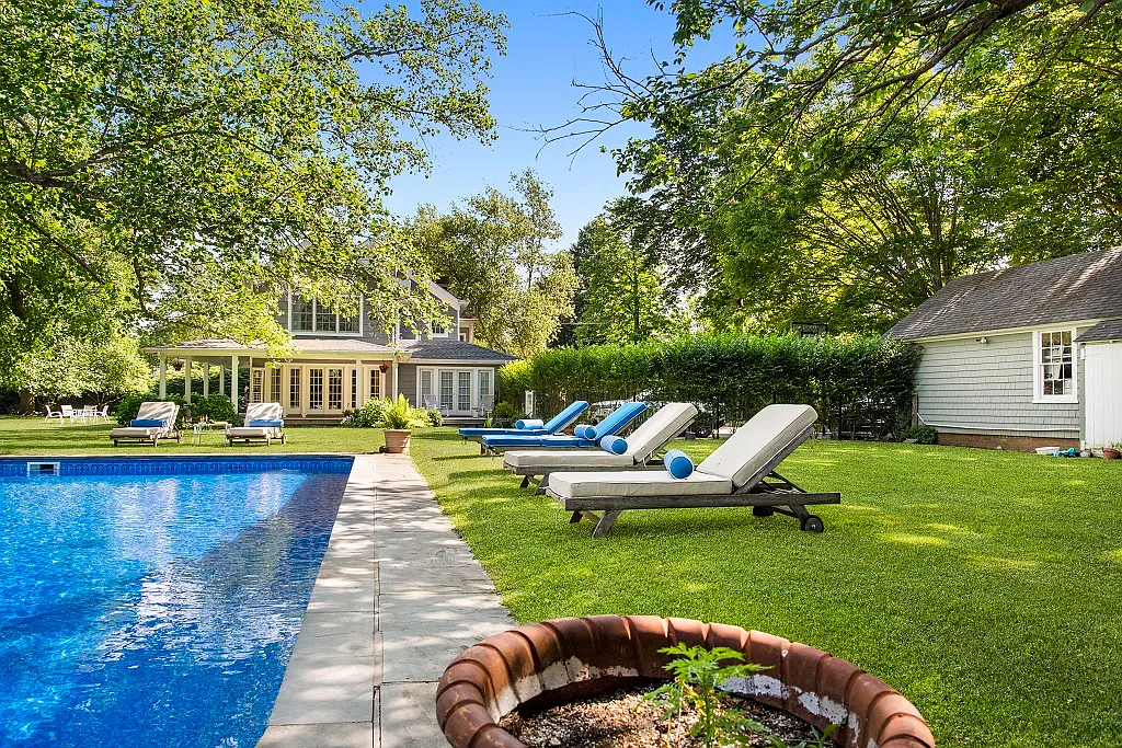 Gorgeously Renovated Southampton Village Home! — Photo 3