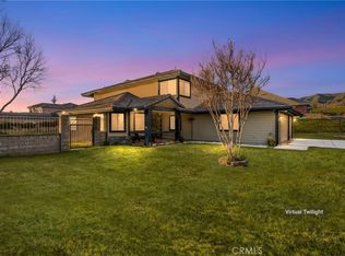 13592 Scenic Crest Dr, Yucaipa, CA 92399