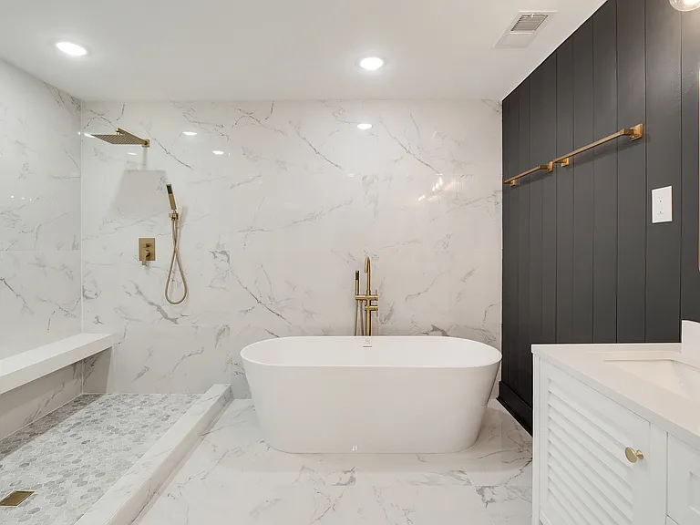 519 Thorn Ridge Cv — Photo 49