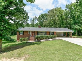 1014 Hilldale Dr, Lancaster, SC 29720