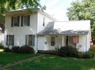 408 E Chestnut St, Fairbury, IL 61739