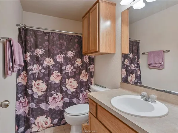 3545 Paloma Ridge Dr, College Station, TX 77845