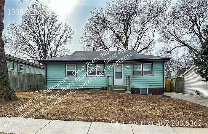 1339 Elba Ave — Photo 1