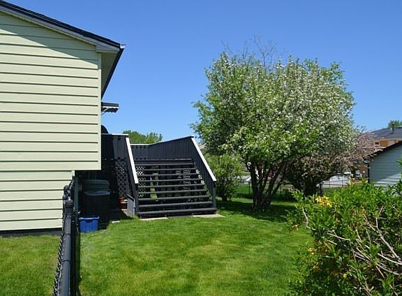 2nd image of 16619 Bristol Ln