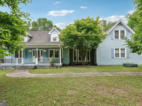 330 Laurelwood Dr, Tyrone, GA 30290