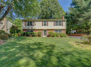 3717 Regency Cir, Roanoke, VA 24018