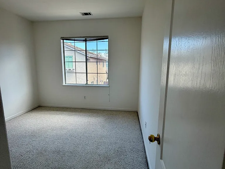 175 Images Cir — Photo 17