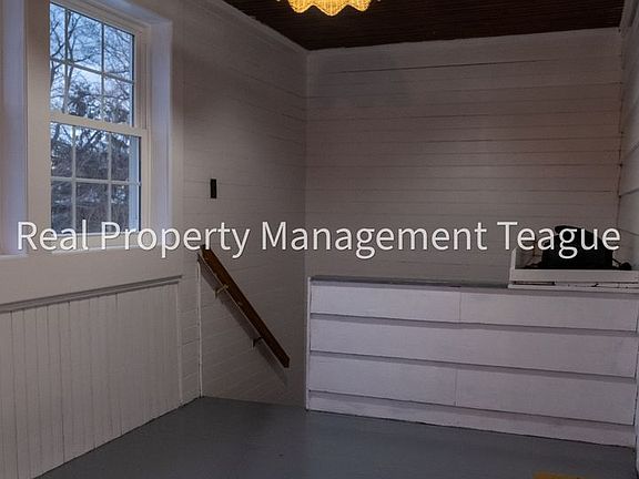 5th image of 64 Highland Dr Floor 1