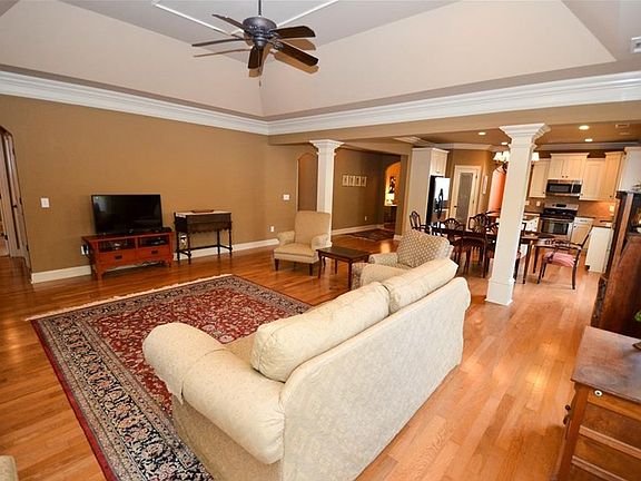 5th image of 2225 Barkley Crest Ln