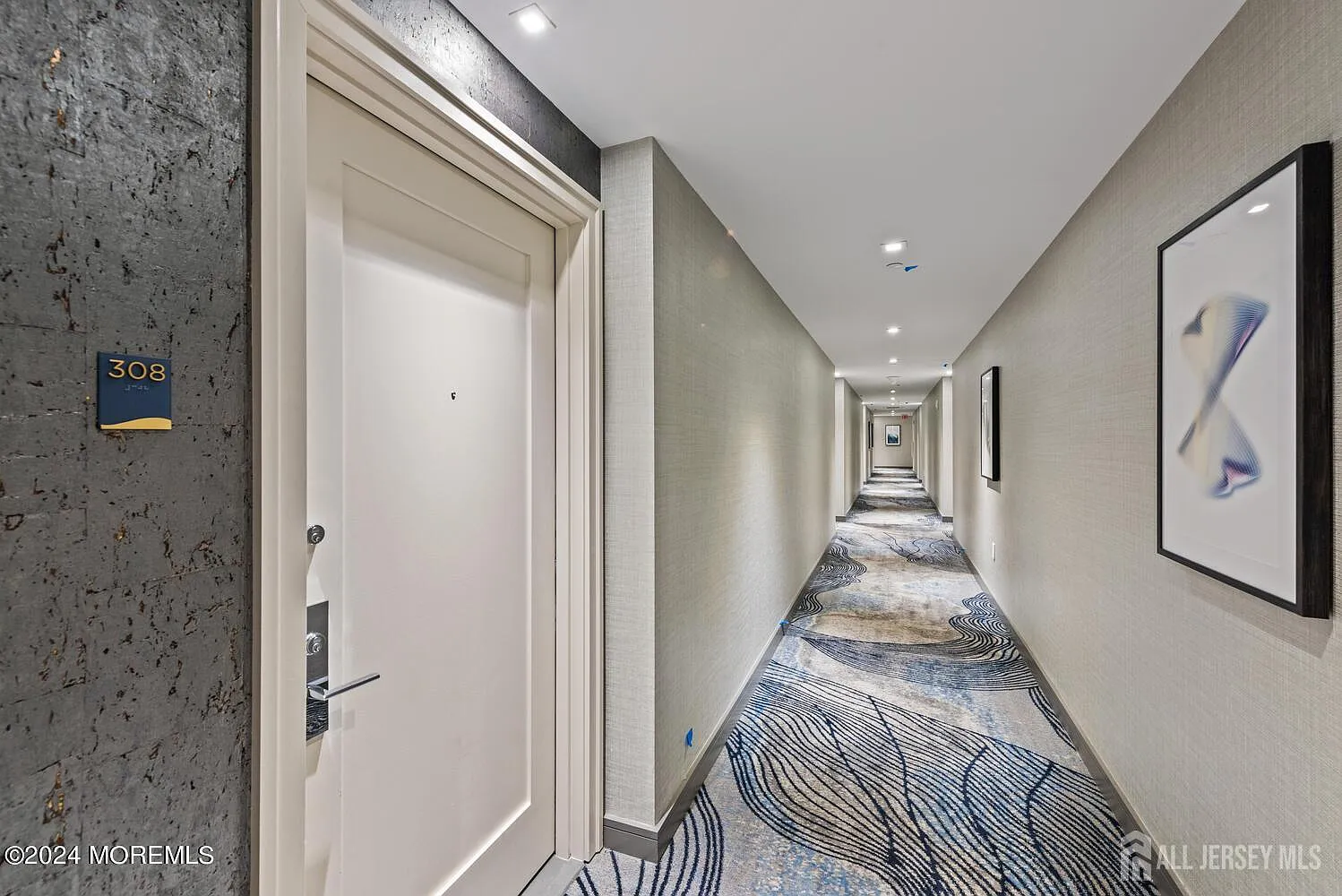 1 bed, 1.0 bath, 869 sqft, $3,200 — Photo 4