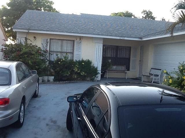 1st image of 5730 Lincoln Cir E