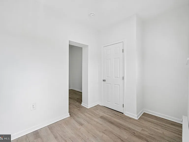 462 E Cosgrove St — Photo 12