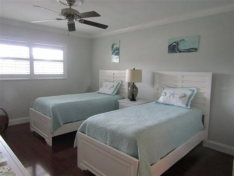 7351 W Country Club Dr N #202 — Photo 14