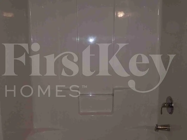 901 Leatherstone Ln — Photo 29