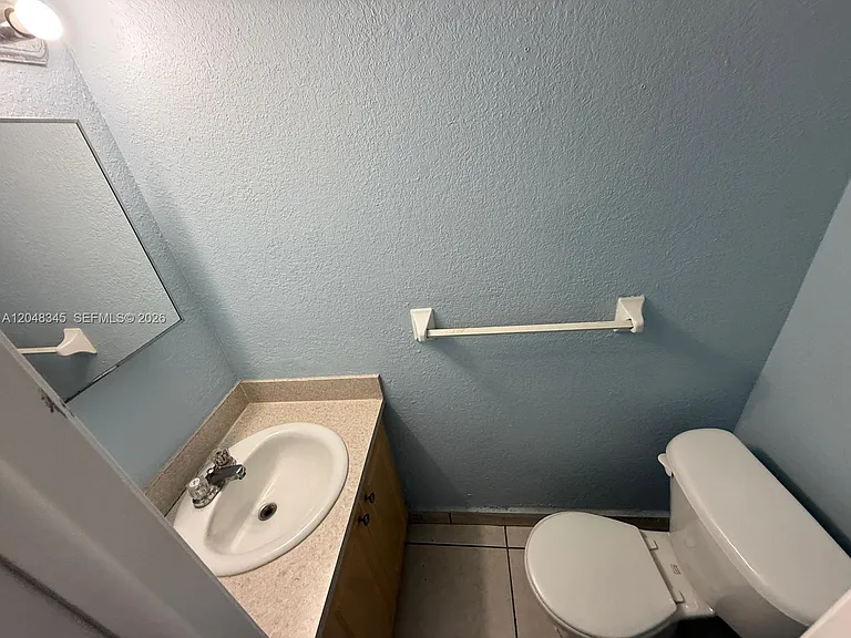 1350 W 53rd St #29 — Photo 9