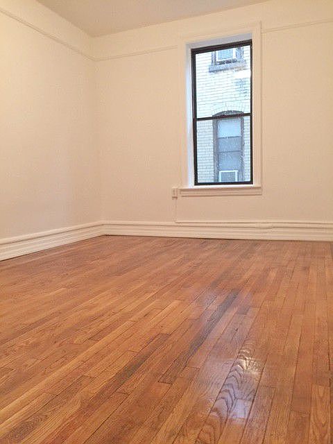 2nd image of 1318 W 6th St APT C5