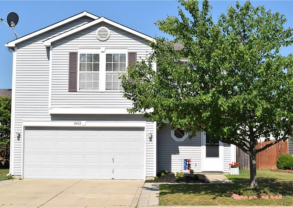 1st image of 1842 Blue Pine Ln