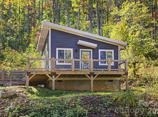 105 Escape Dr, Asheville, NC 28803