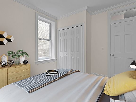 5th image of 207 W 11th St APT 1C
