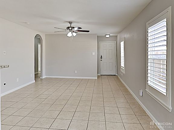 2nd image of 12325 Claiborne
