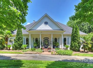 3747 Moorland Dr, Charlotte, NC 28226