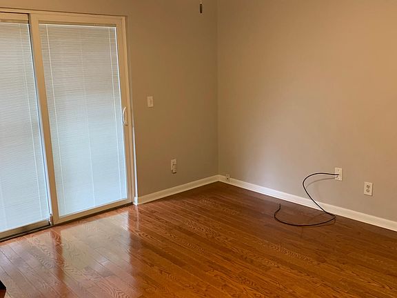 3rd image of 7235 Brookline Ave Floor 1