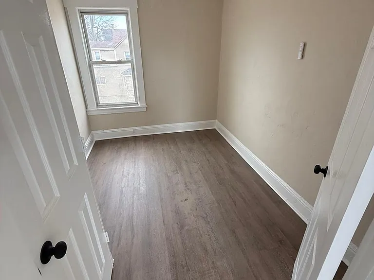8212 Golden Ave #2 — Photo 5