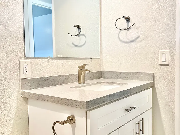 4232 N 32nd St #3 — Photo 32