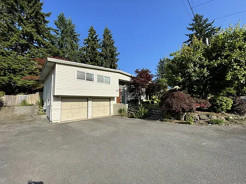 430 165th Ave SE Photo 1