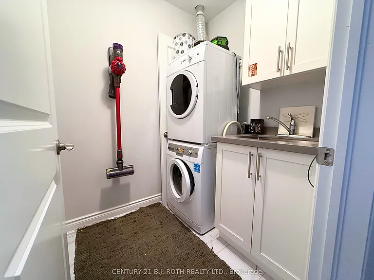 181 Patterson Rd #UPPER LEVEL — Photo 5