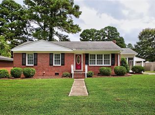 120 Grove Ave, Suffolk, VA 23434