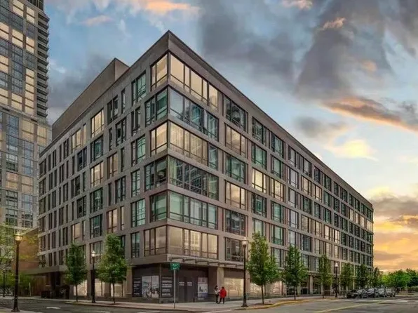 2 Shore Lane image 1 of 32