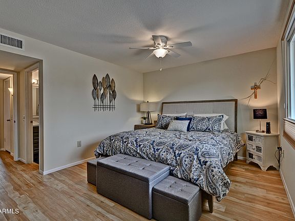 5th image of 13322 W Hardwood Dr