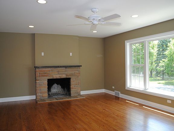 2nd image of 206 Harvey Ave