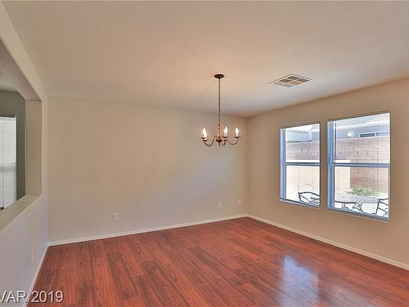 2nd image of 85 Glen Park Ave