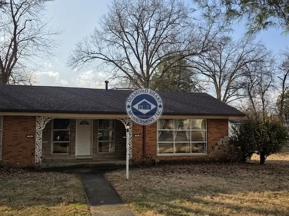 56 Friendly Dr #1, Belleville, IL 62226