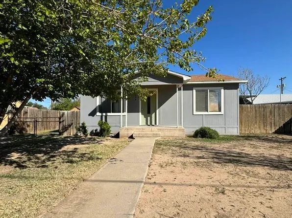 606 N 4th St, Carlsbad, NM 88220