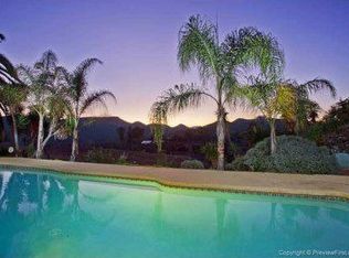 10328 Highlands West Dr, Escondido, CA 92029